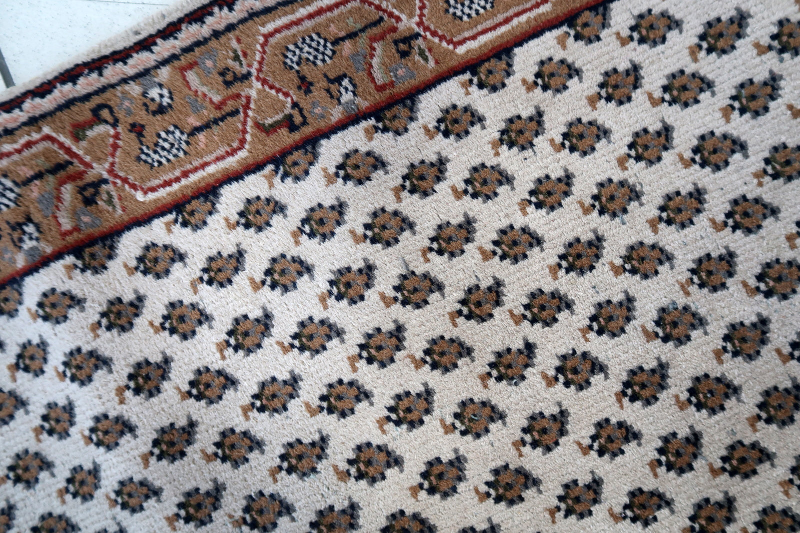 Handmade vintage Indian Seraband  1970s