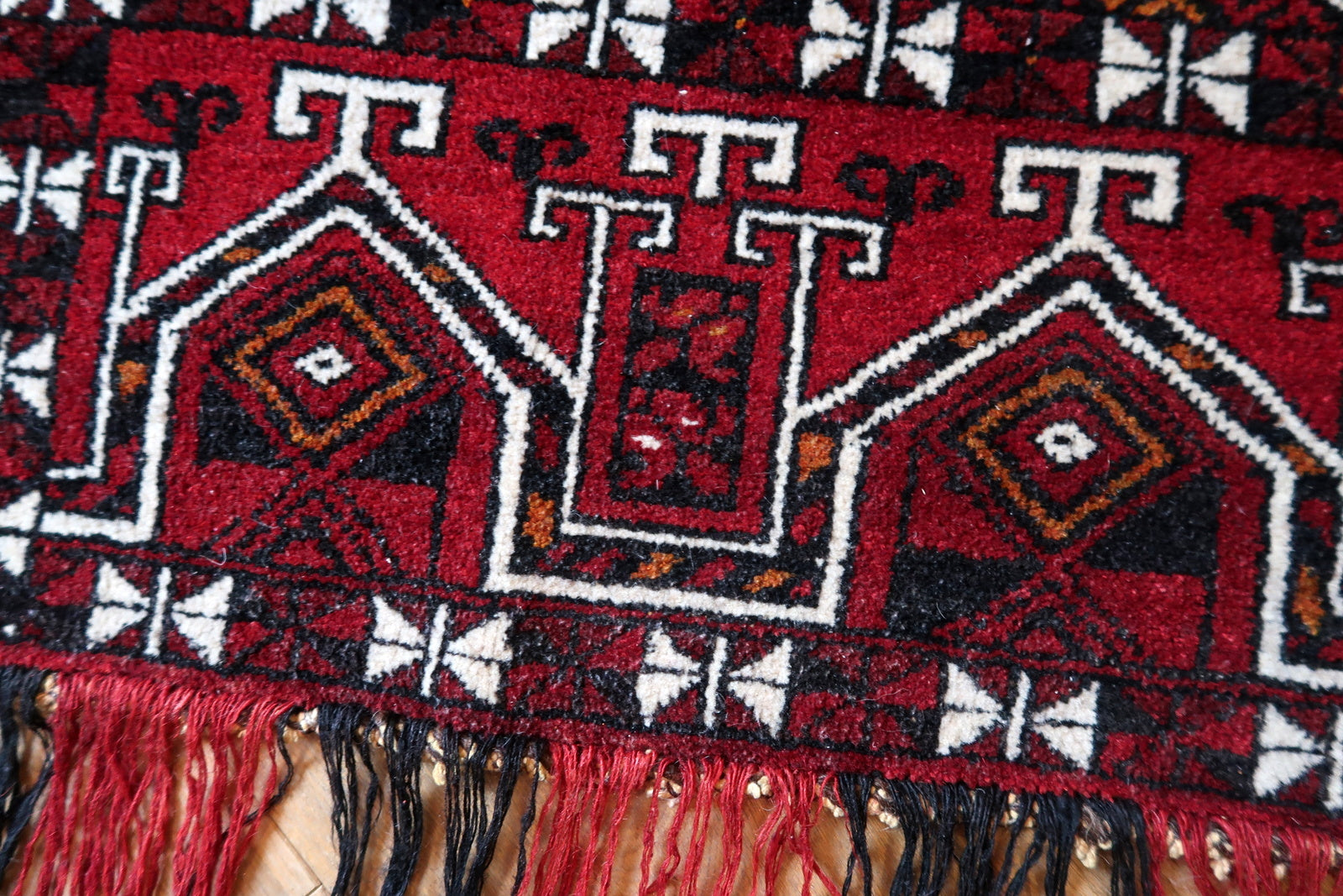 Handmade vintage Turkmen Beshir Torba rug 1970s