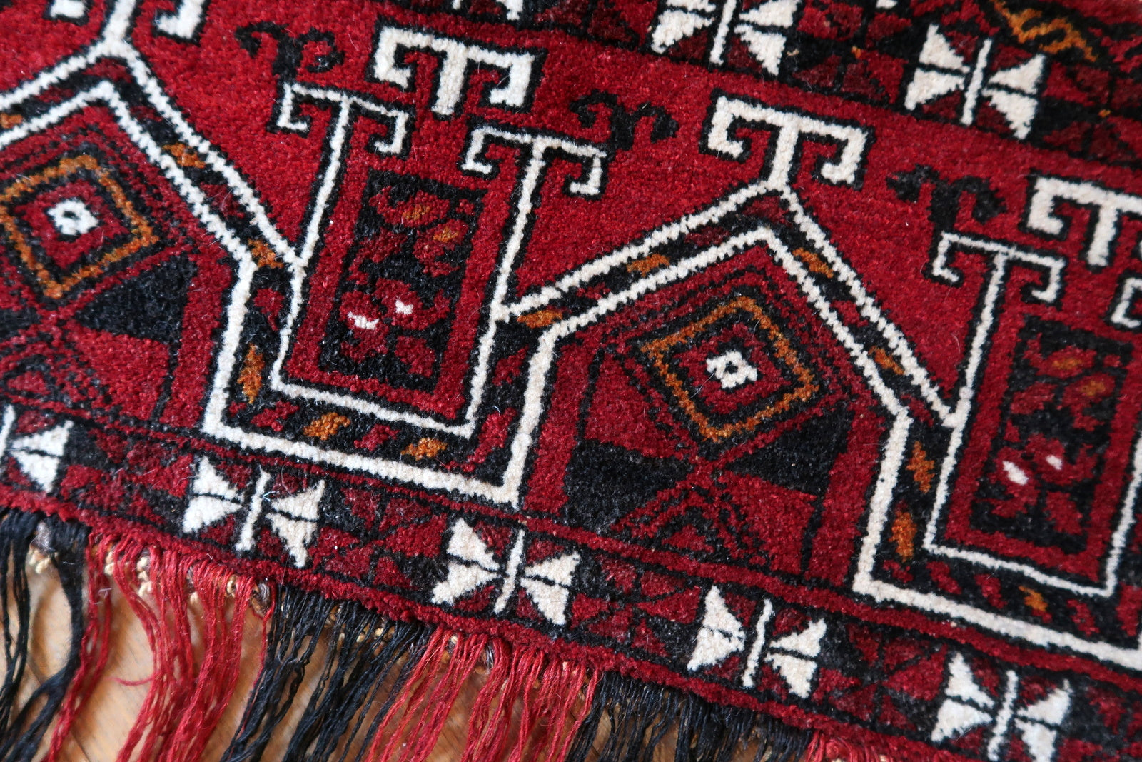 Handmade vintage Turkmen Beshir Torba rug 1970s
