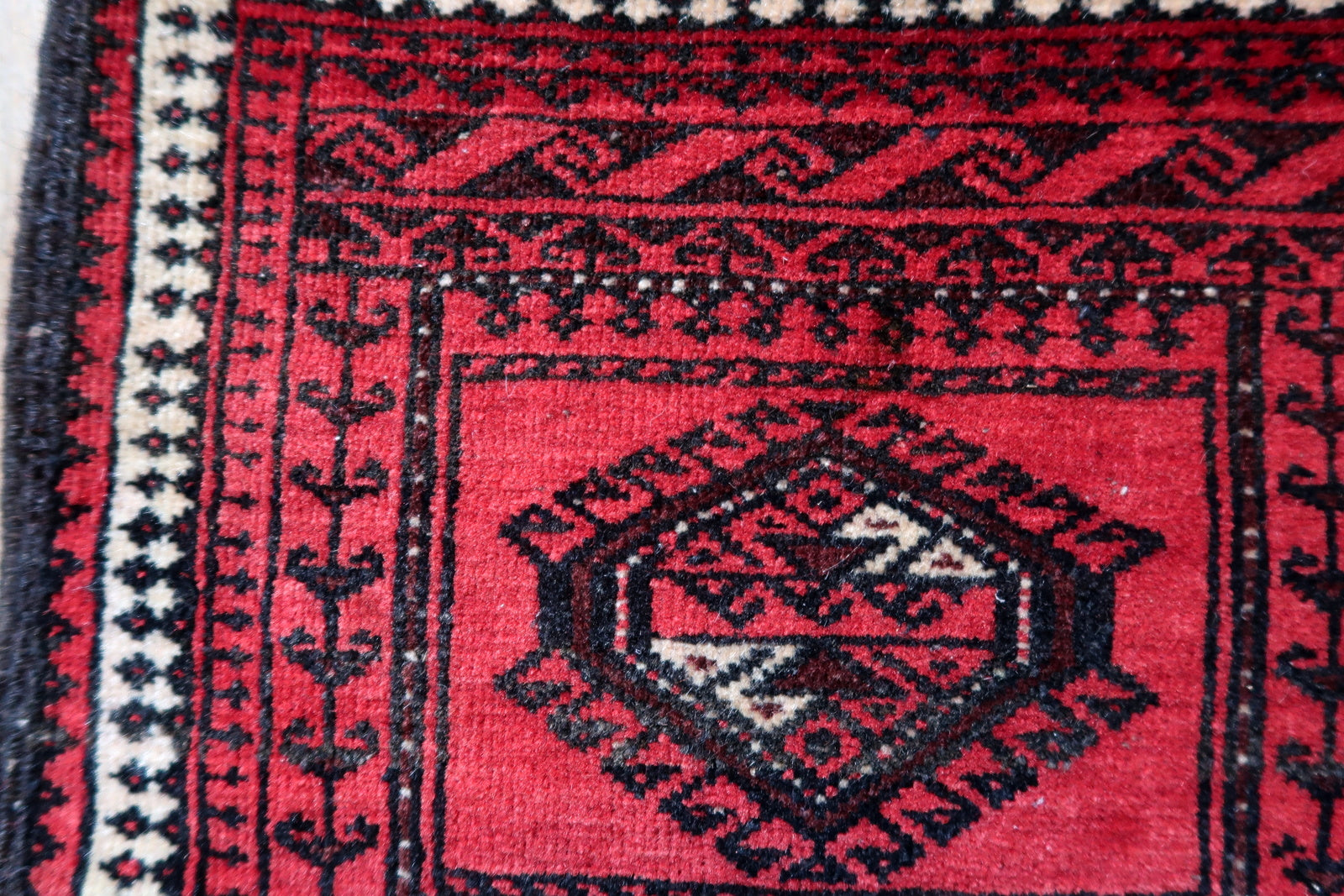 Handmade vintage Afghan Baluch salt bag in bright red color. The bag is from the end of 20th century in original good condition.
