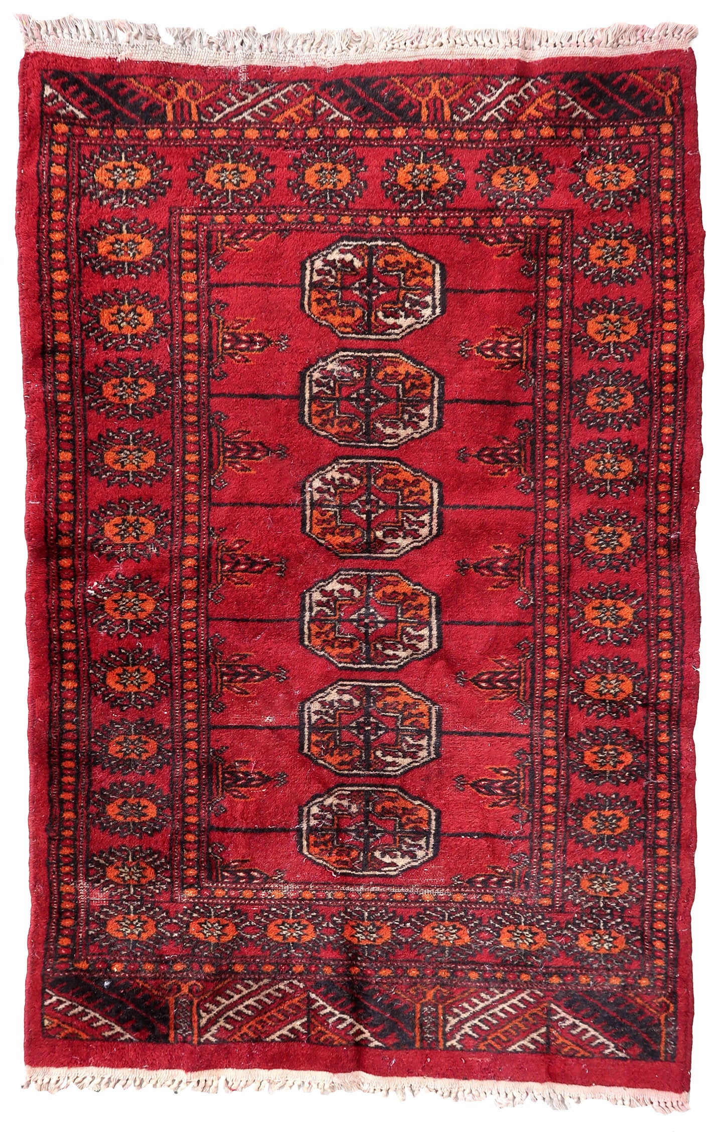 Handmade vintage Pakistani Lahore rug 1970s