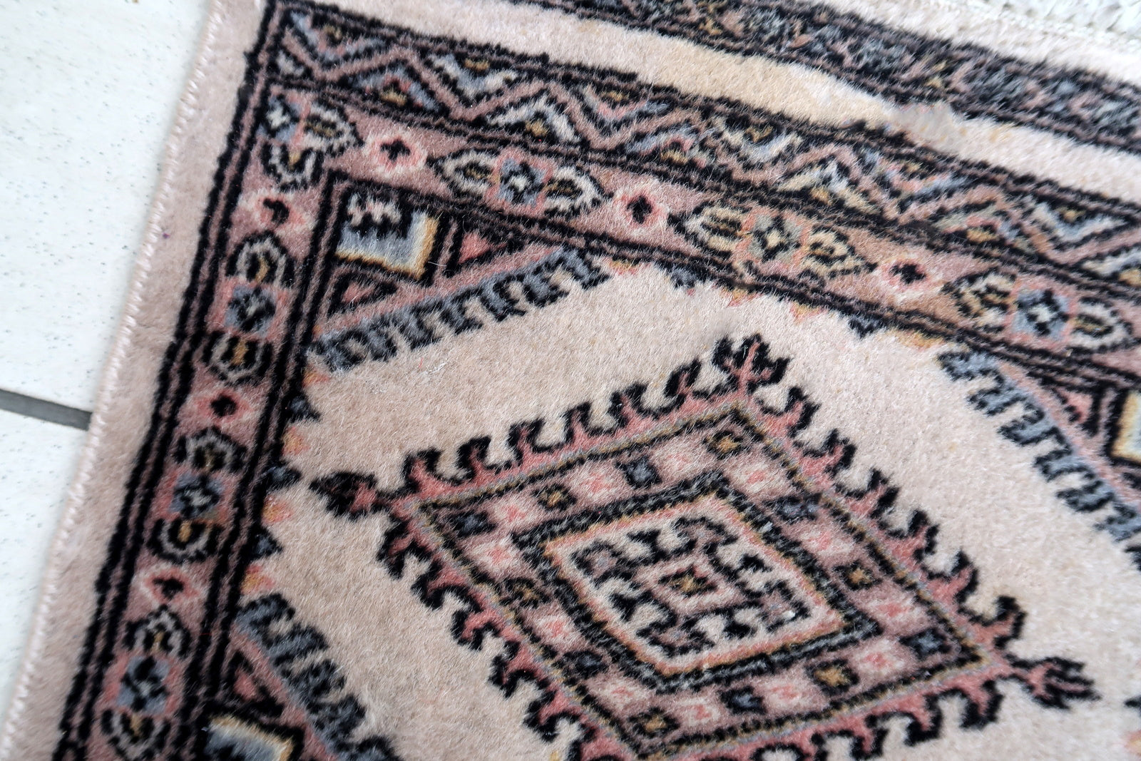 Handmade vintage Uzbek Bukhara mat 1970s