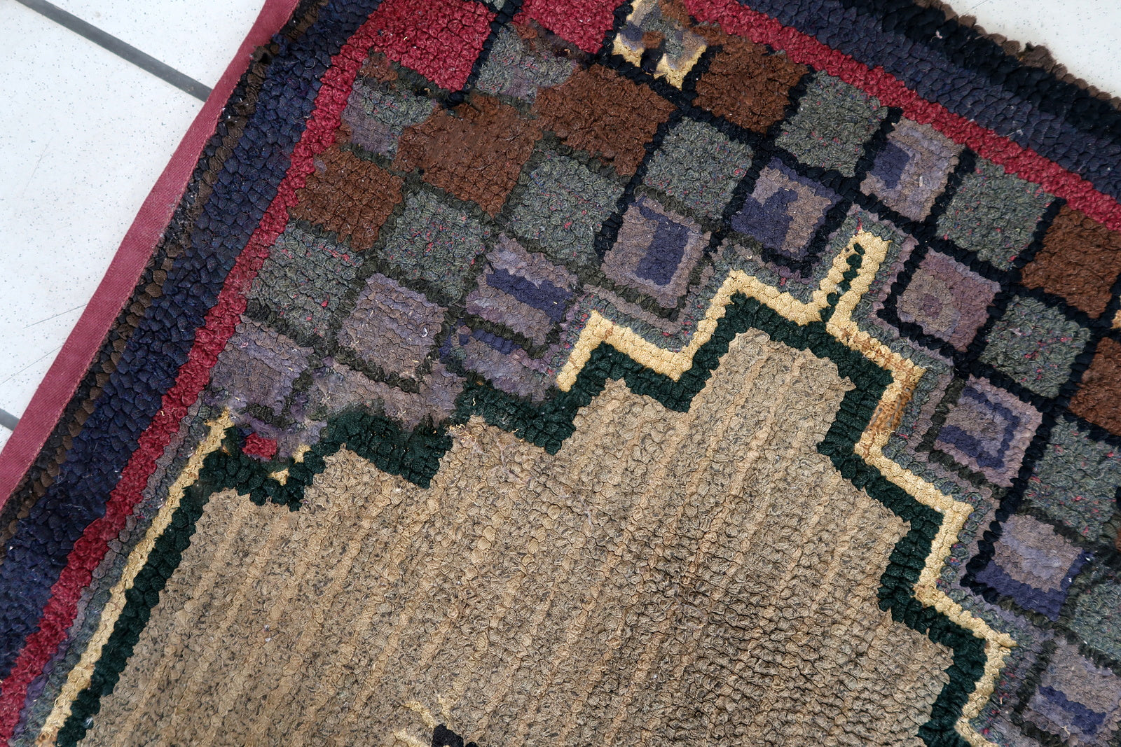 Handmade antique American Hooked rug 1880s