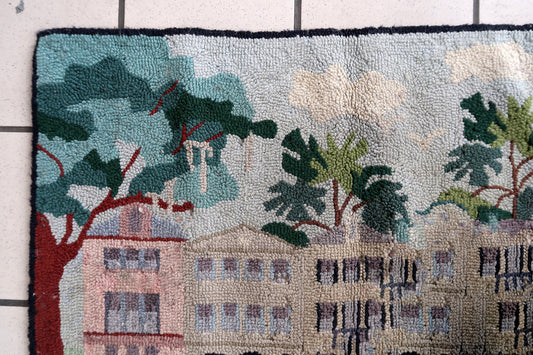 Handmade vintage American Hooked rug 1940s