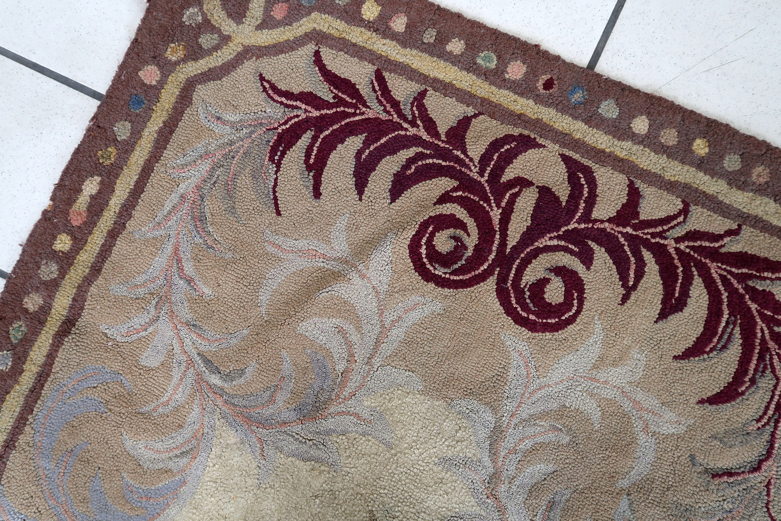 Handmade antique American Hooked rug 1880s