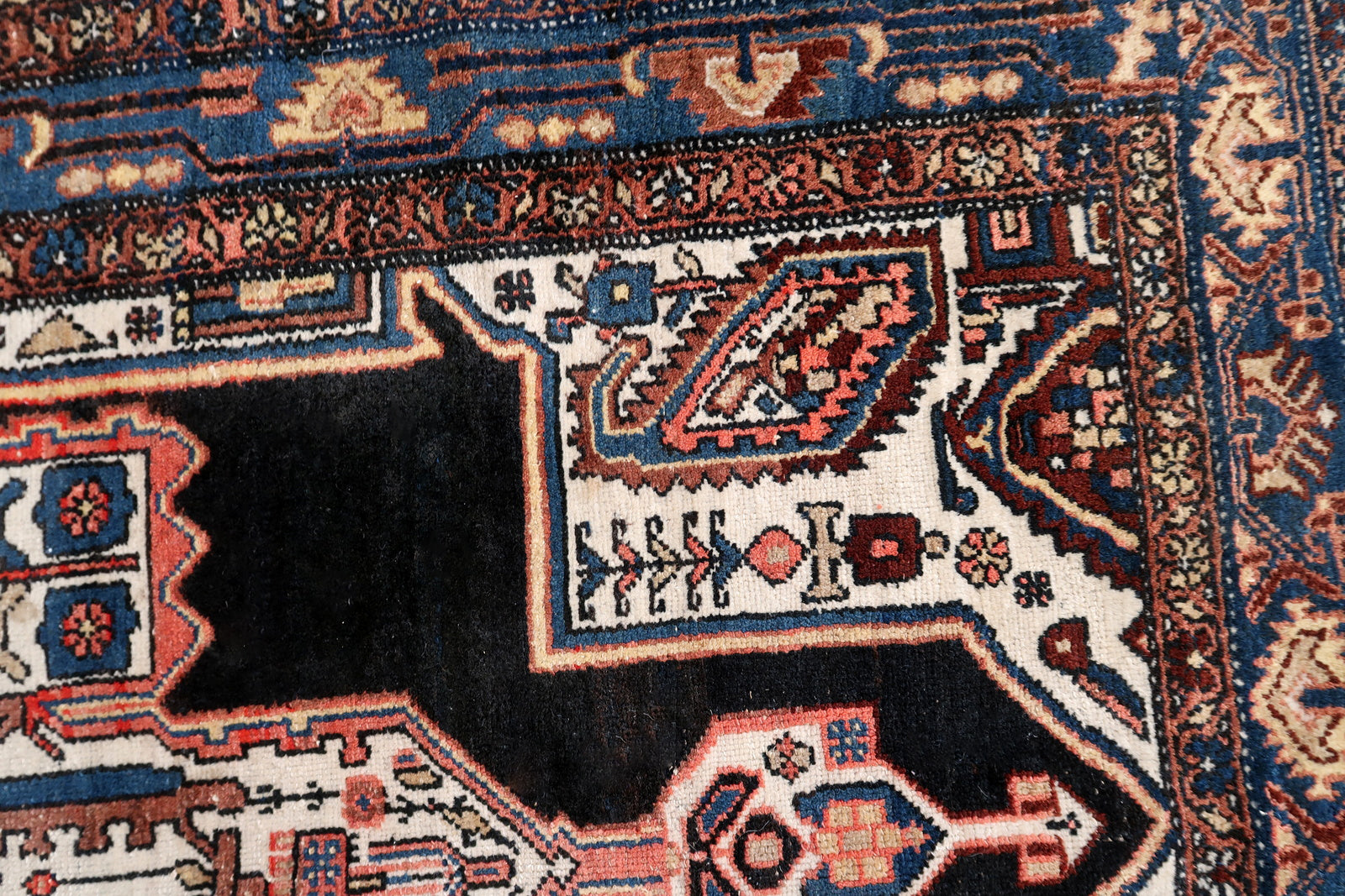 Handmade antique Persian Malayer rug in black and white colors. The rug is from the beginning of 20th century in original condition, it has some low pile.