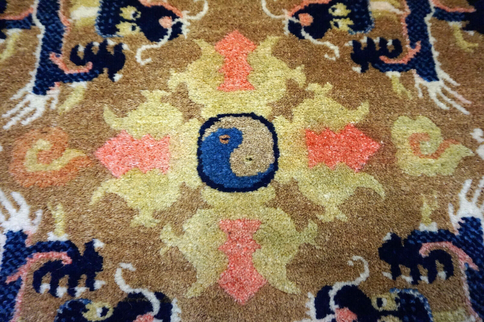 Close-up of dragon motif on Chinese Ningsha rug