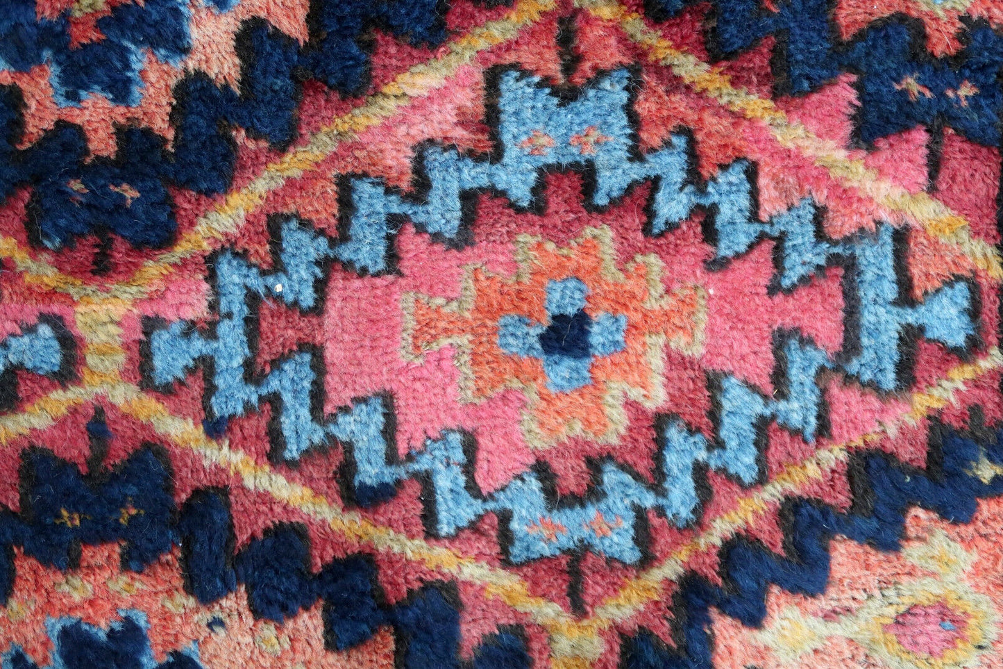 Handmade antique Persian Kurdish rug 1920s