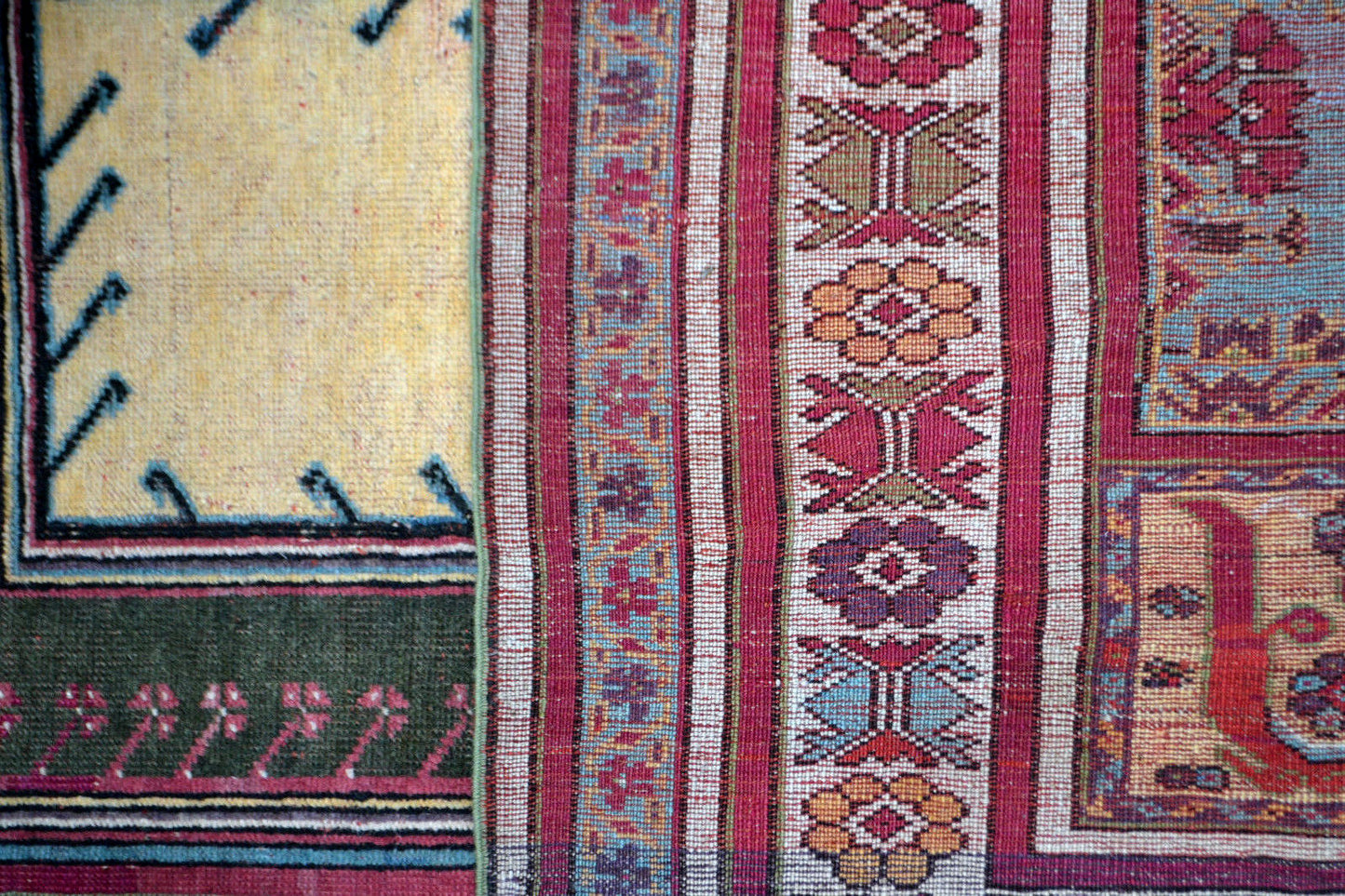 Handmade antique Turkish Kersheir rug 3.9' x 5.9' (120cm x 180cm) 1880s - 1P25