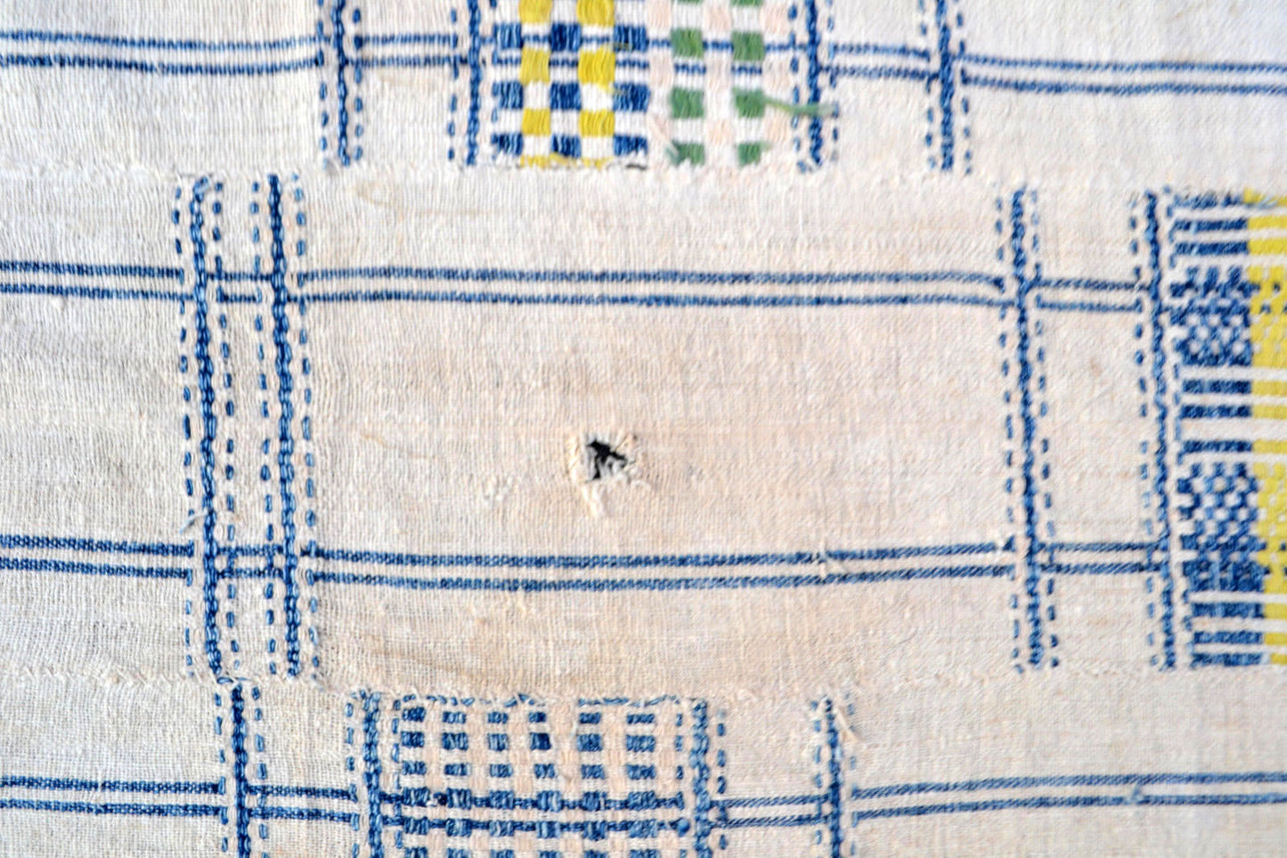 Handmade vintage Nigerian Zarma embroidered textile 3.9' x 6.2' (118cm x 190cm) 1950s - 1P27