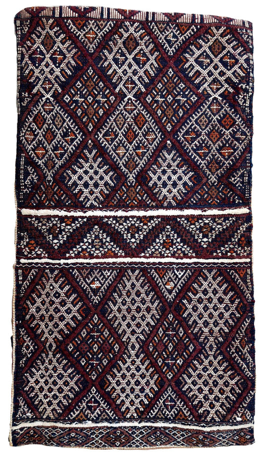 Handmade vintage Moroccan Berber kilim cushion 1.3' x 2.4' (41cm x 73cm) 1950s - 1P41