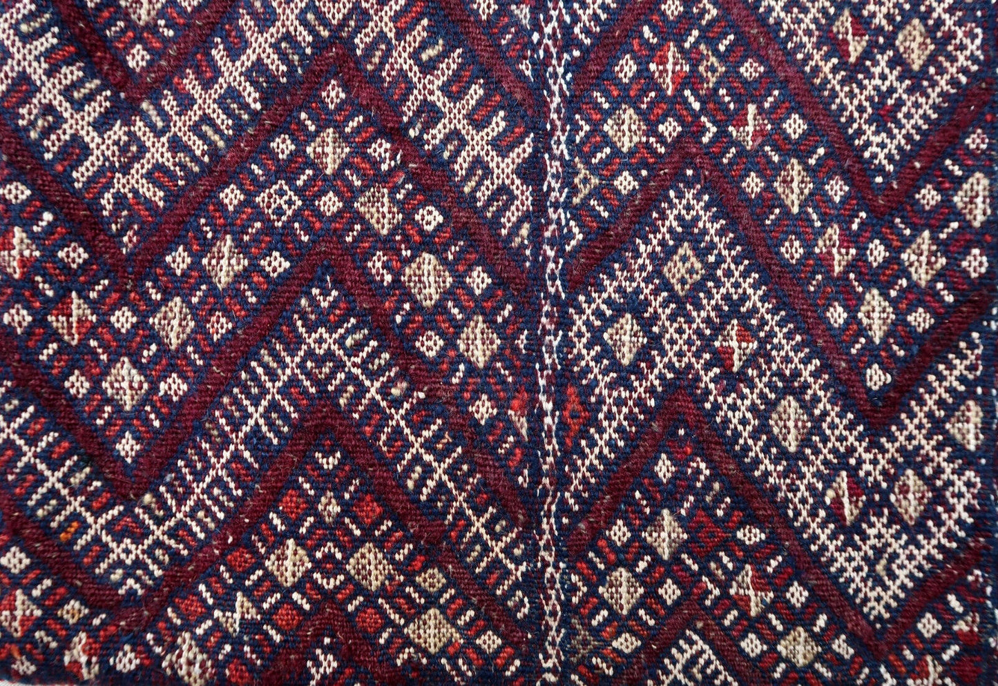 Handmade vintage Moroccan Berber kilim cushion 1.4' x 2.7' (43cm x 83cm) 1950s - 1P42