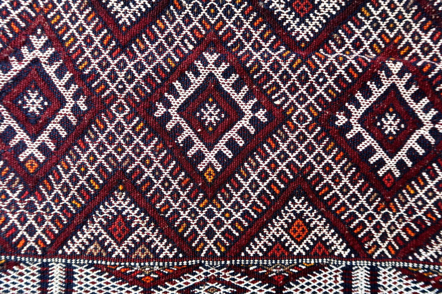 Handmade vintage Moroccan Berber kilim cushion 1.4' x 1.5' (45cm x 47cm) 1950s - 1P46