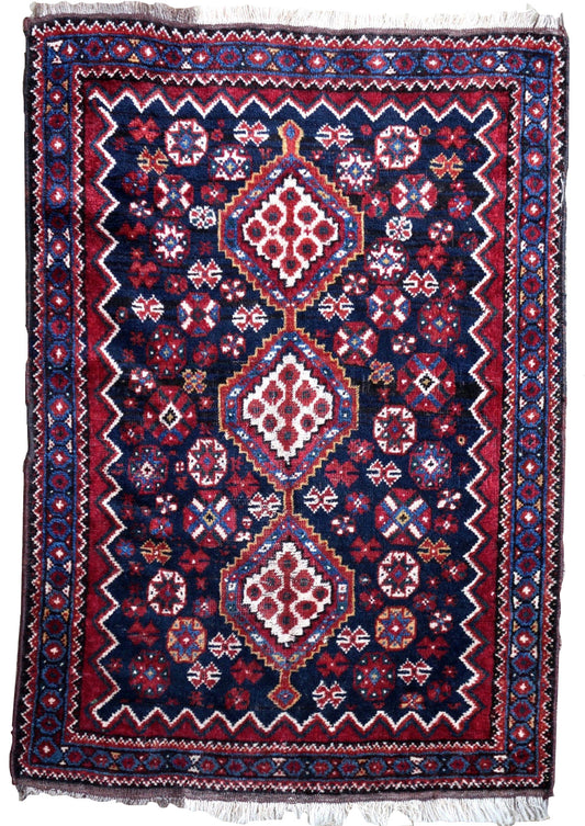 Handmade vintage Persian Shiraz rug 2.6' x 3.8' (80cm x 116cm) 1940s - 1P51