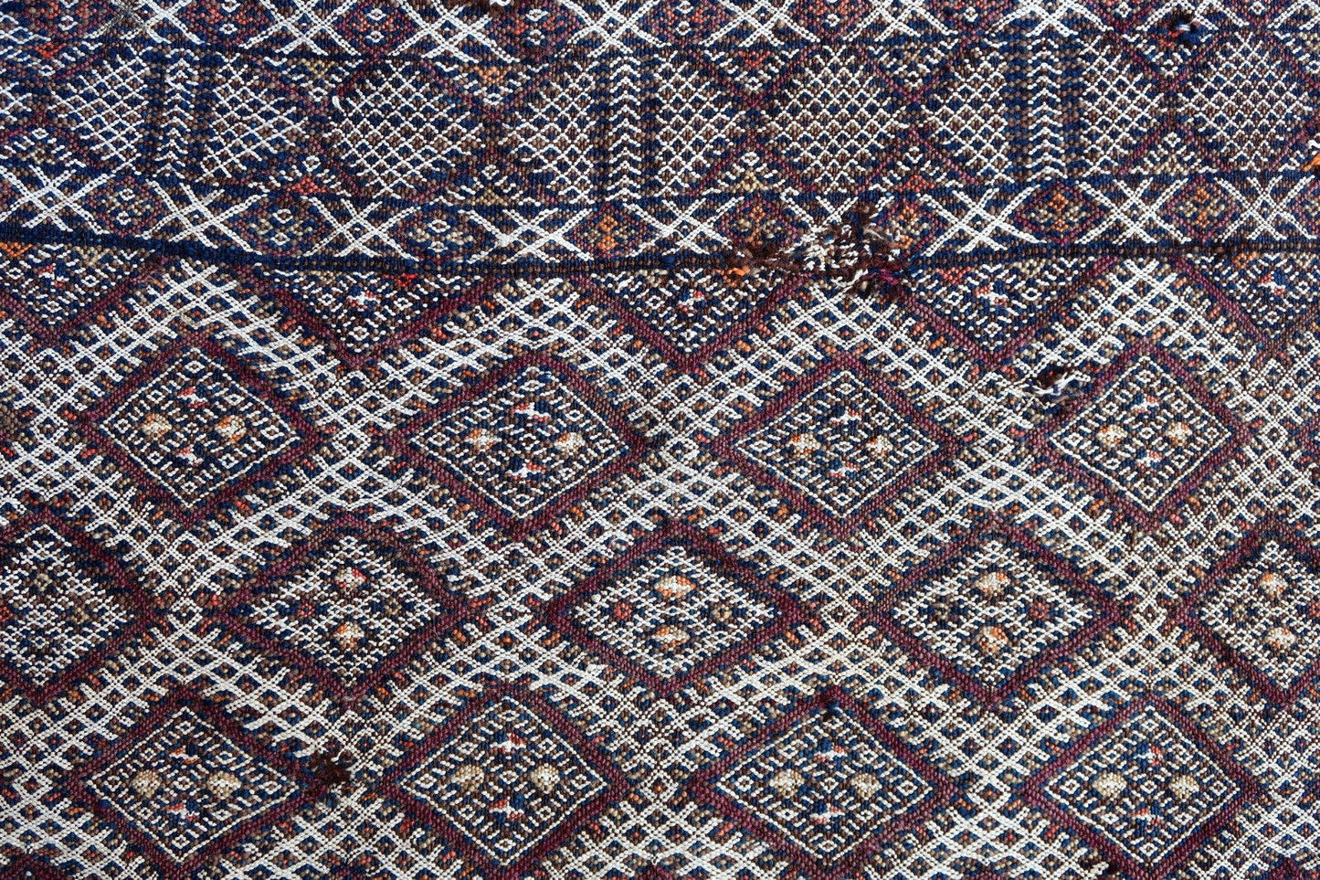 Handmade antique Moroccan Berber kilim 4.5' x 6.1' (138cm x 188cm) 1900s - 1P53