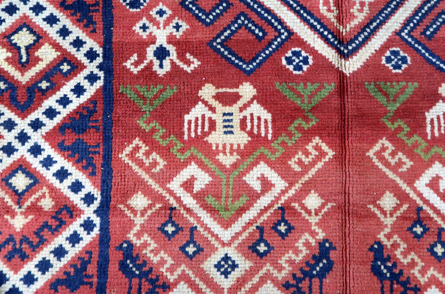 Handmade antique Spanish Savonnerie rug 5.9' x 8.4' (180cm x 257cm) 1930s - 1P55
