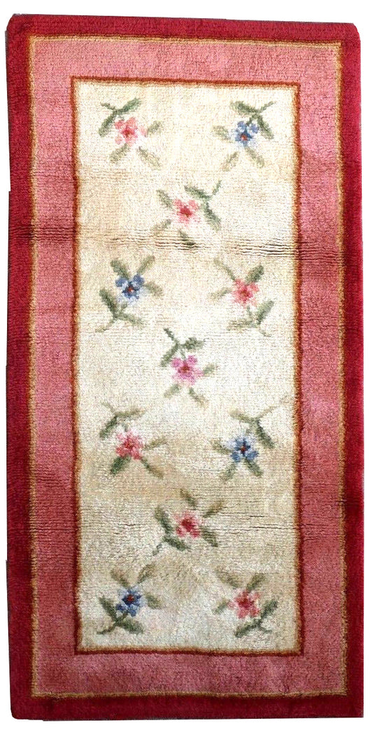 Handmade antique French Savonnerie rug 2.6' x 5.2' (81cm x 160cm) 1930s - 1P61