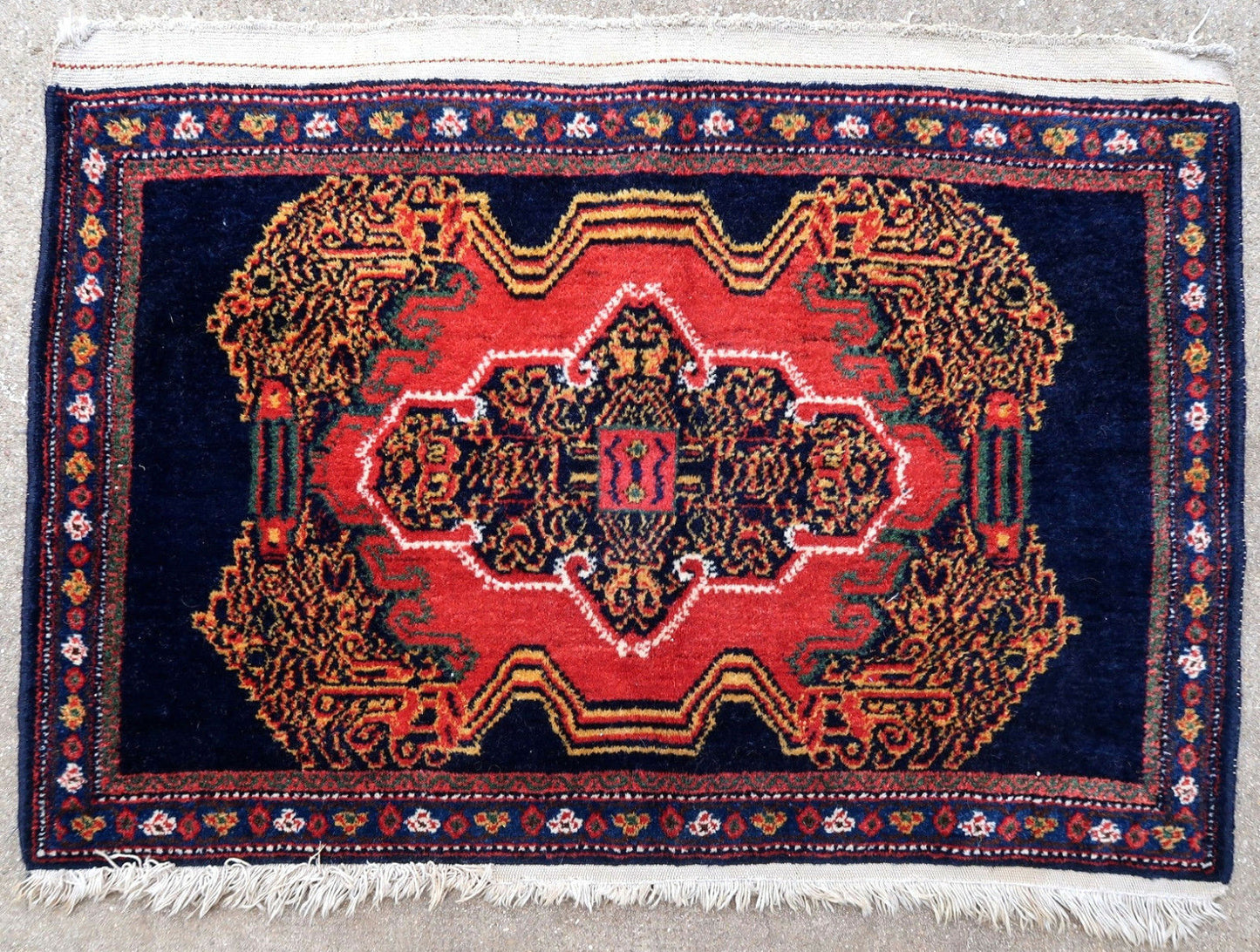 Handmade vintage Persian Senneh rug 2' x 3' (64cm x 90cm) 1940s - 1P78