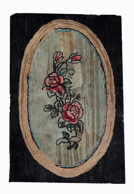Handmade vintage American Hooked rug 1900s